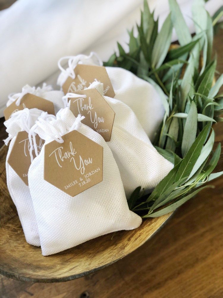 Italian style wedding favor - Bomboniere - White and simple