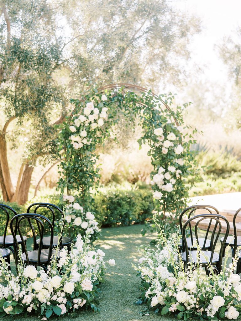garden-wedding-arch