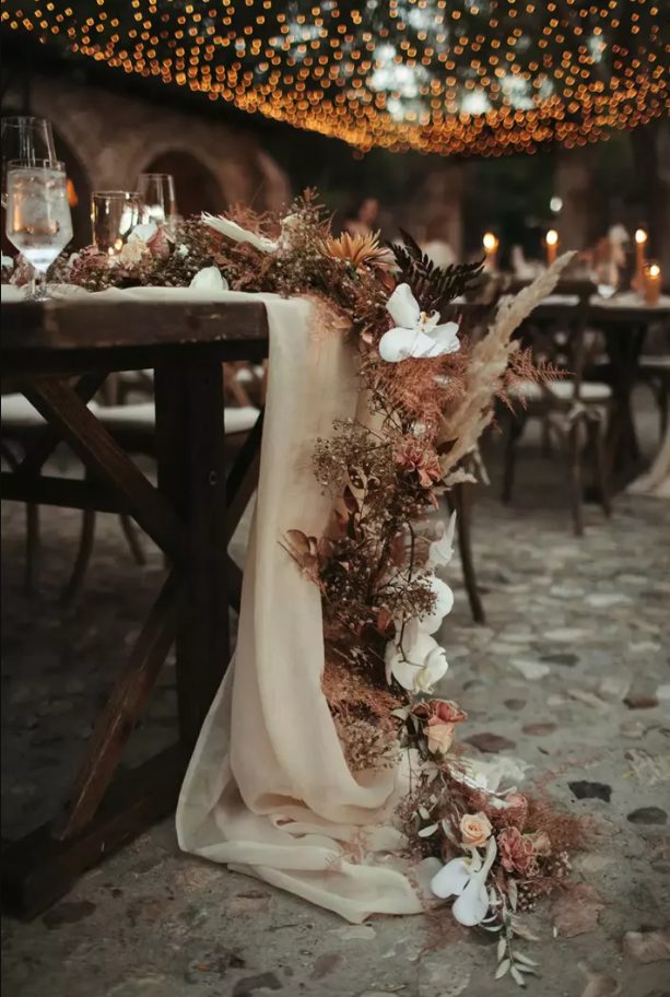 baby's breath table decoration