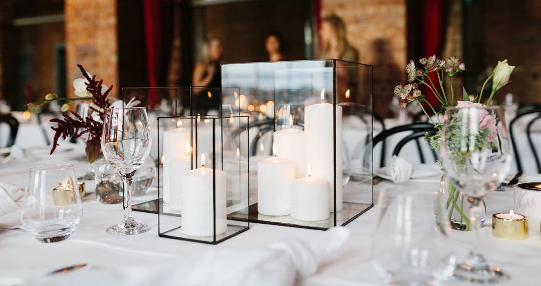 12 Beautifully Simple Wedding Centerpieces - WedBoard