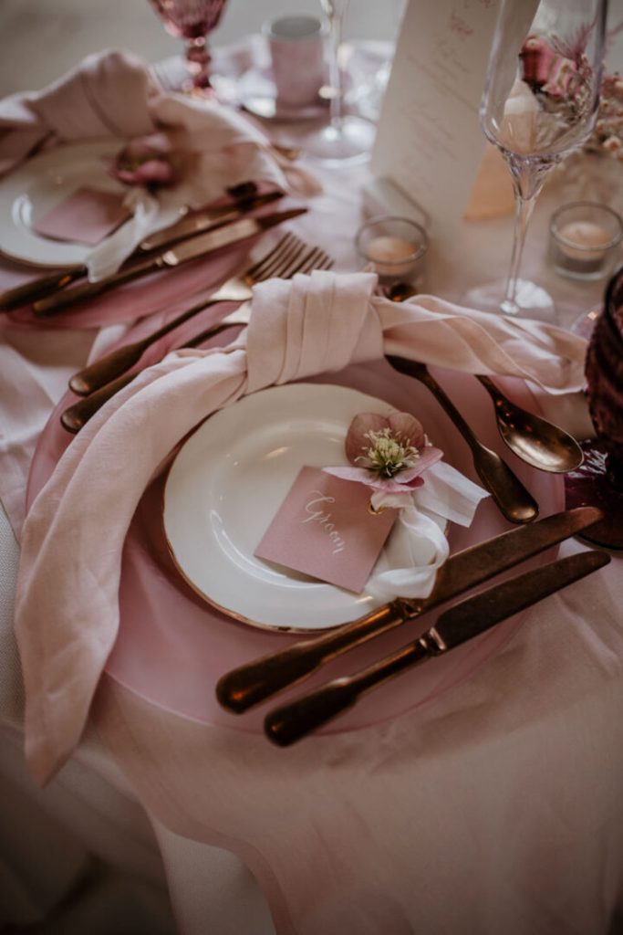 pink place settings