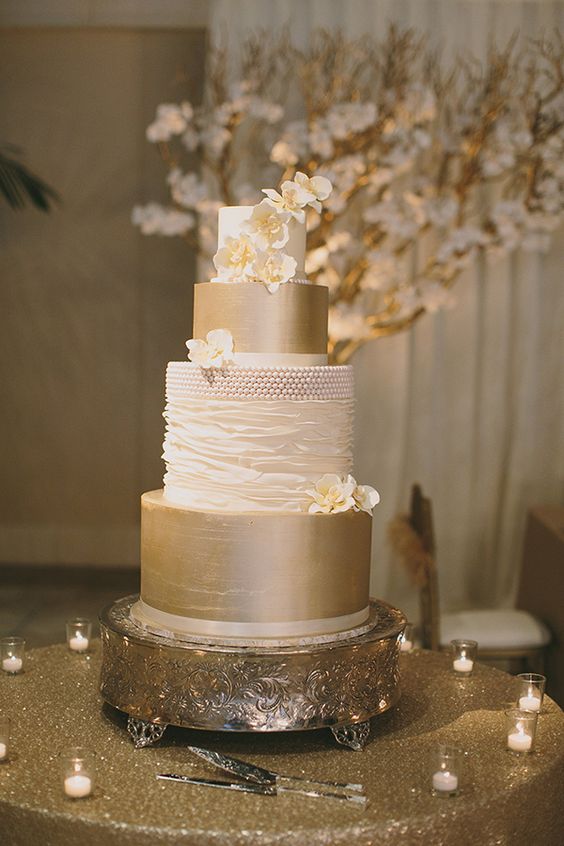 golden wedding cake